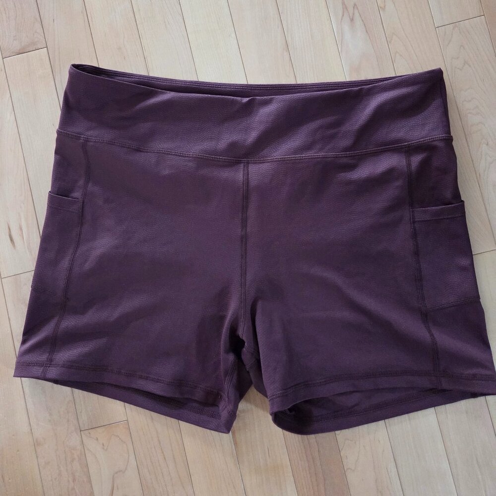 Zyia Pocket Vibration Luxe Hustle Shorts - XXXXL (Size 20)